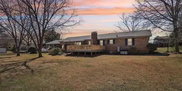 140 W Blackburn Road