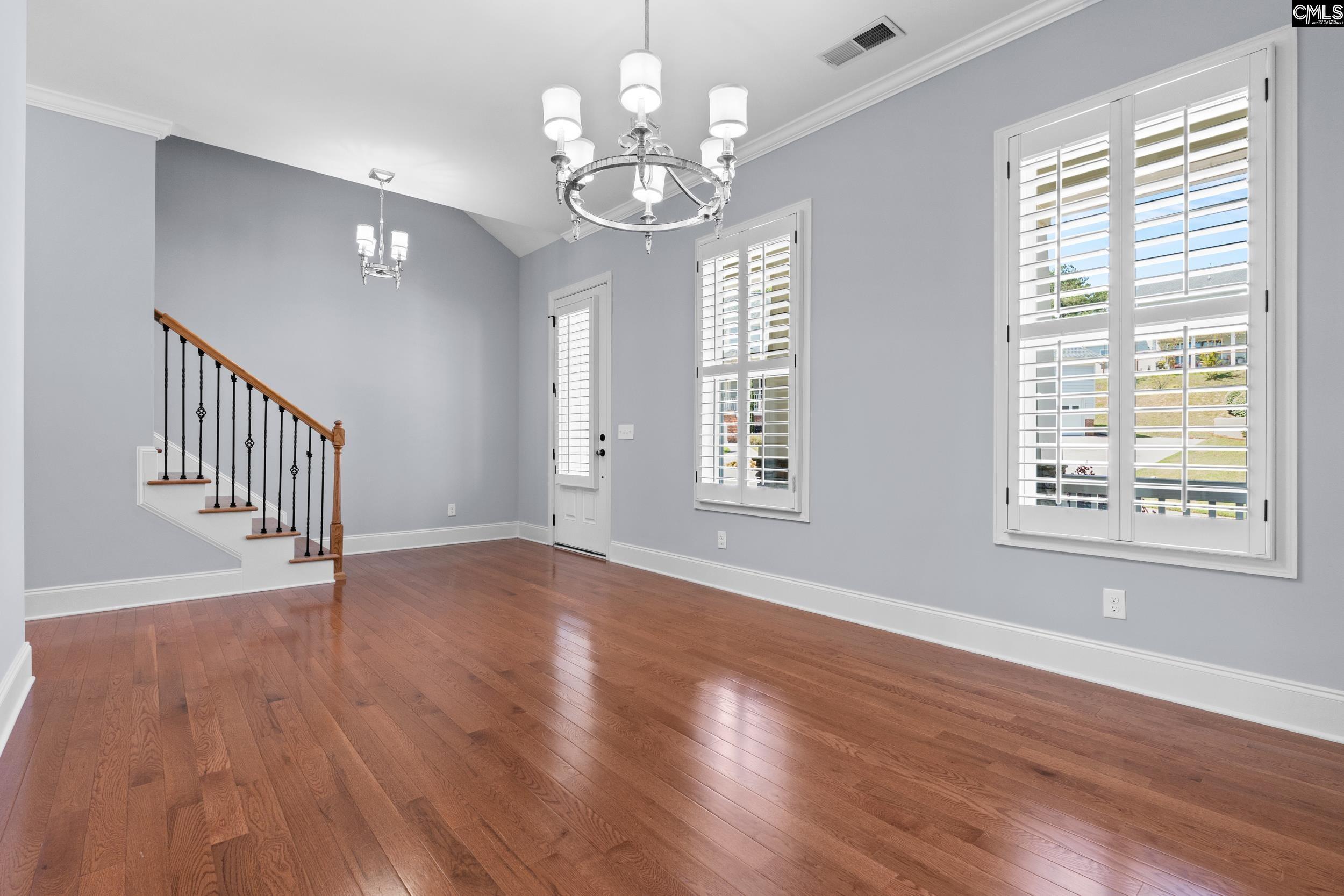 Image 3: Formal Dining Room