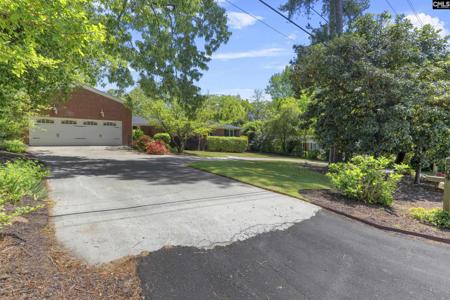 5904 Lakeshore Drive