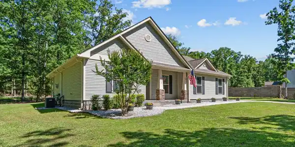 112 Smallwood Court