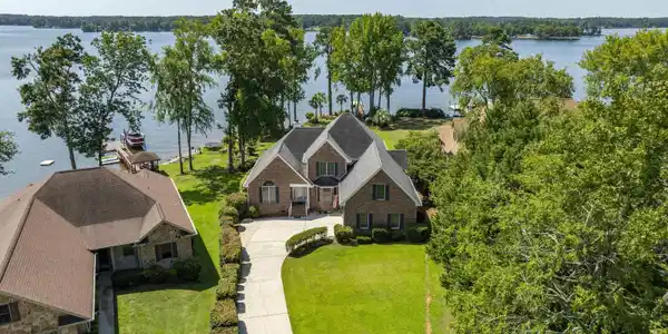 230 Middleton Place