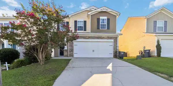 460 Whispering Oak Circle