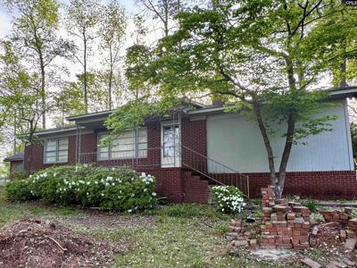111 Saluda Shores Circle