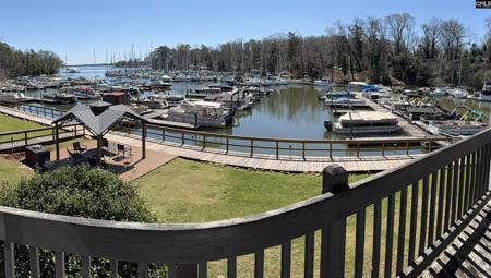 270 Shoreline Drive