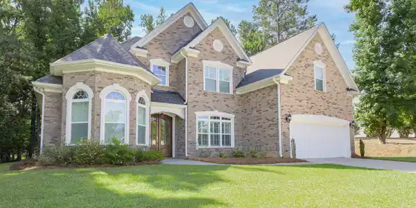 104 Lake Summit Drive