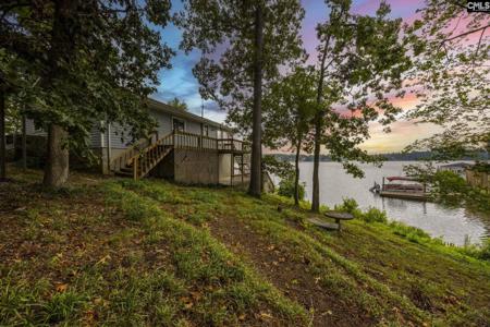 1706 Gold Nugget Point