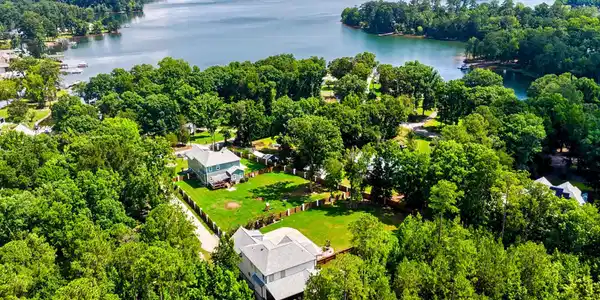 324 Porth Circle