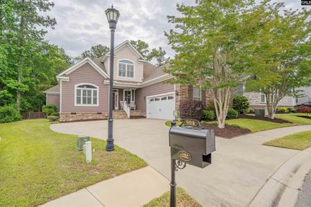 908 Knowles Loop