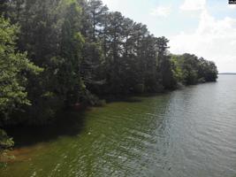 472 Lakeview Drive