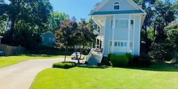 319 Mooring Lane