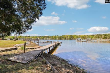 262 Breezy Bay Drive