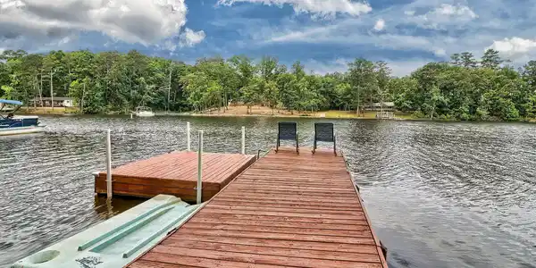 132 Highknoll Court