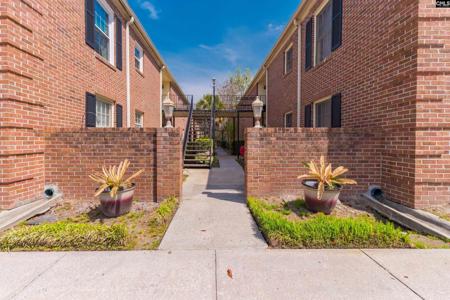 5516 Lakeshore Drive 511