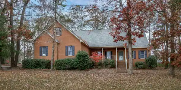 445 Yachting Road