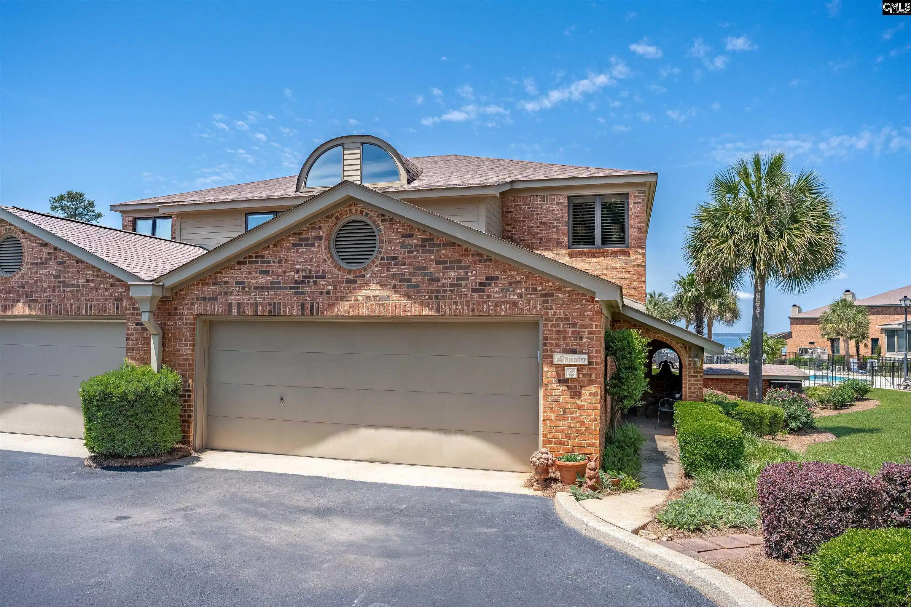Image 0: 4 Mallard Shores Place