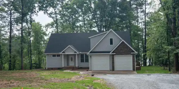 193 Lands End Drive