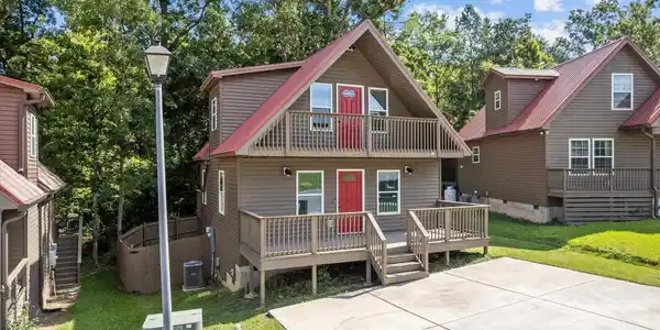 277 Marina Cove Drive
