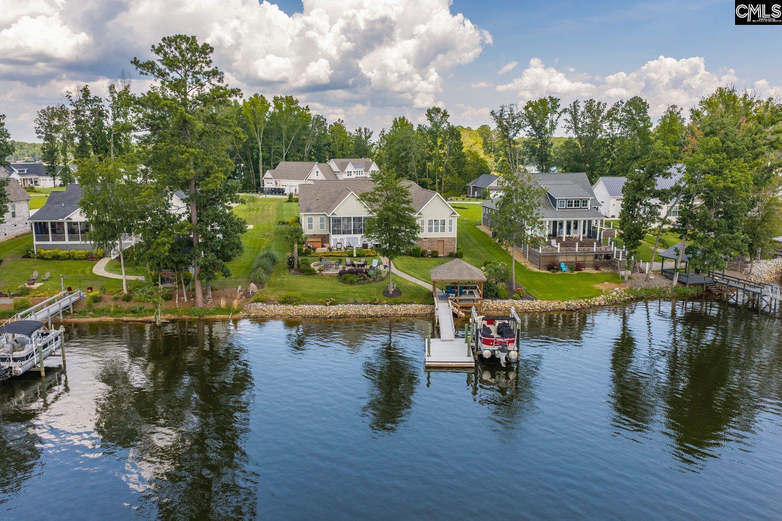 Image 1: The perfect lake home - it's here waiting for you!
