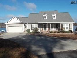 105 ROLLING HILLS Road