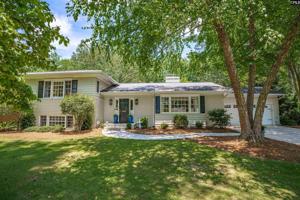 4825 Forest Ridge Lane