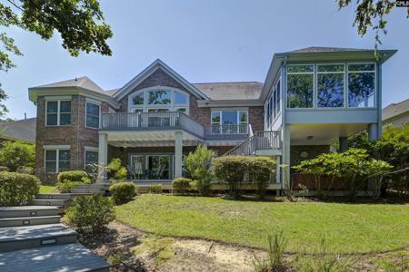 836 Island Point Lane