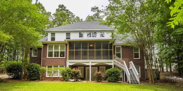 Image 1: Rear Elevation
