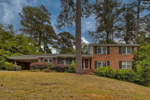 6032 Robinwood Road