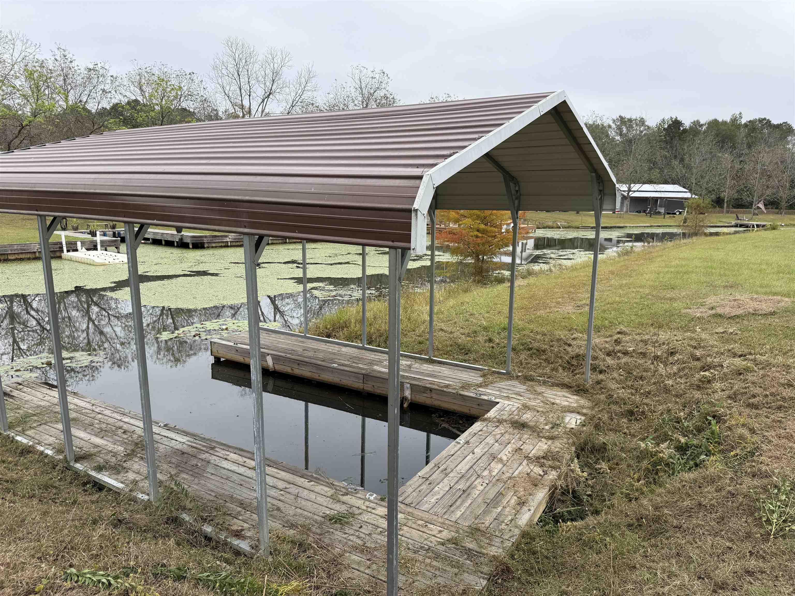 Image 2: Covered Boat Slip