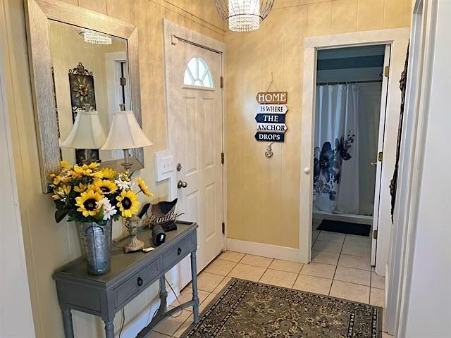 Image 3: Foyer