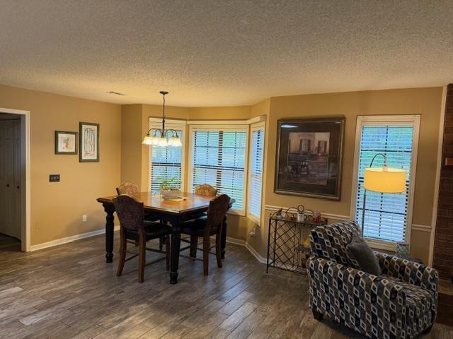 Image 2: Dining Room