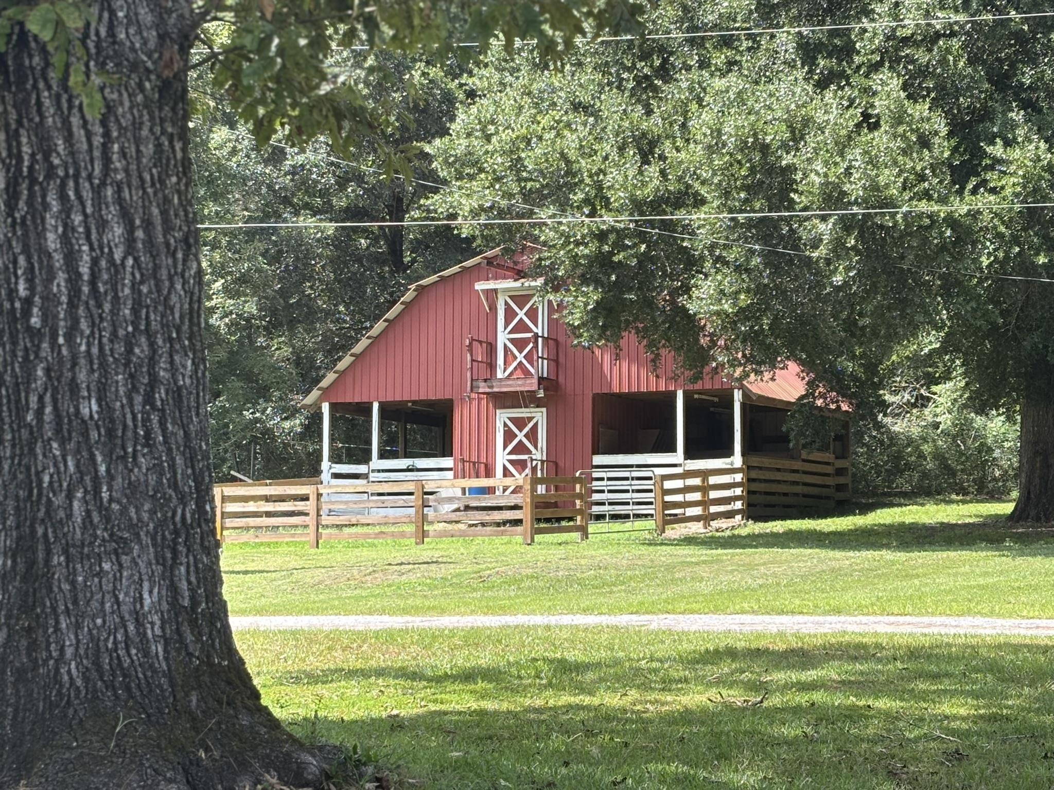 Image 3: Barn