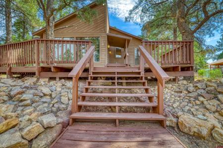 99 Woodridge Circle