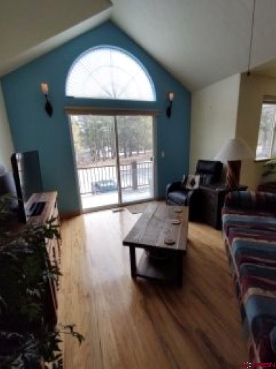 Image 2: Living Room