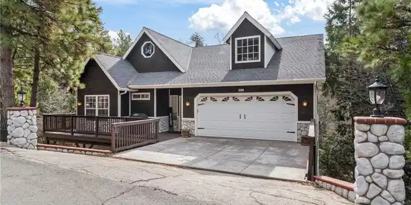 892 Breithorn Drive