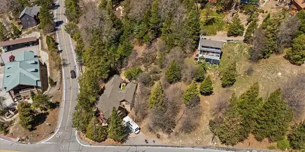 27488 N Bay Road