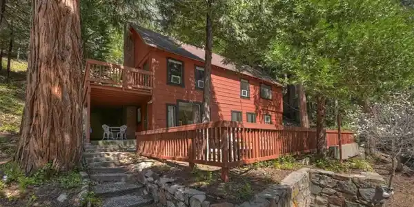 425 Blue Jay Canyon