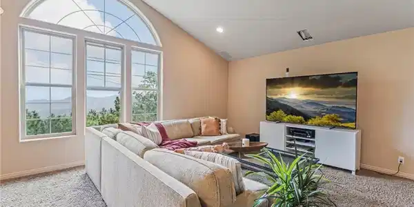 1276 Kodiak Drive