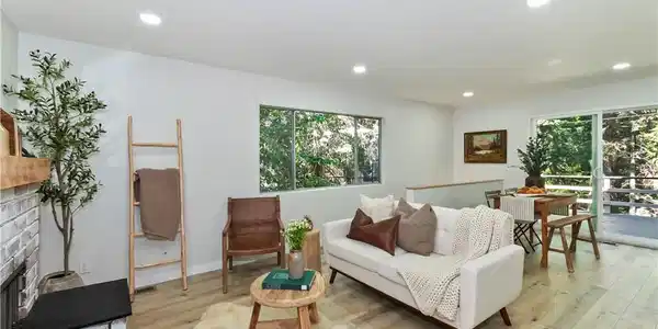 377 Hillside Road