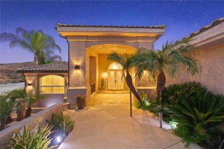22001 Loch Lomond Drive
