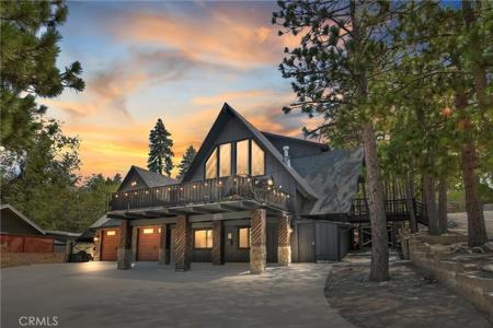 28596 North Bay Road