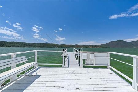 13319 Lakeshore Drive