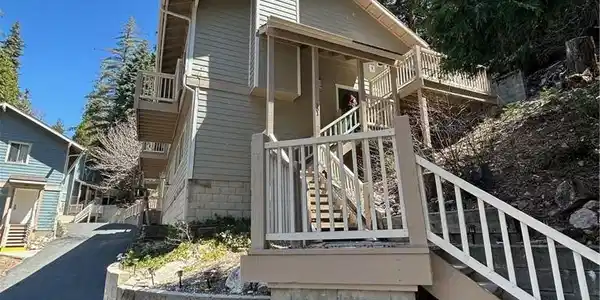301 Canyon Crest Lane