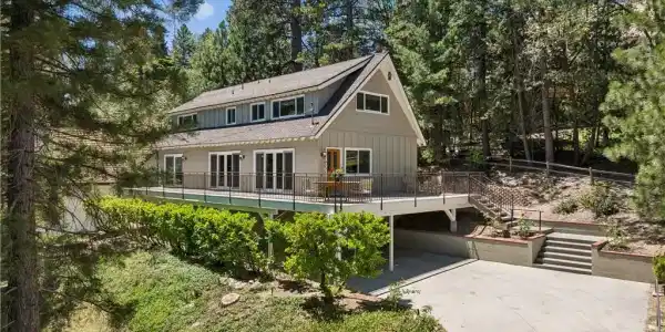 27711 Hamiltair Drive