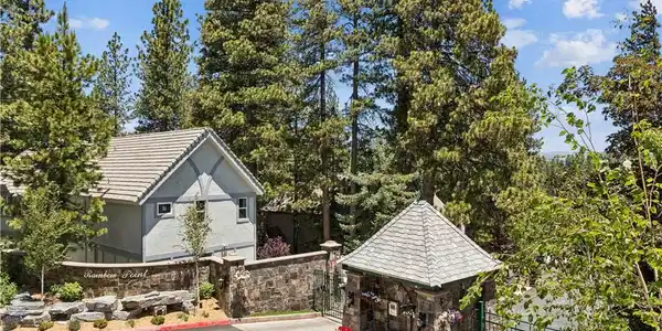 304 Lake Knoll Drive