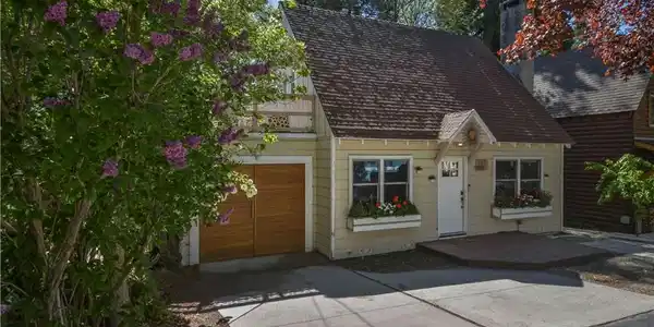 381 Maple Drive