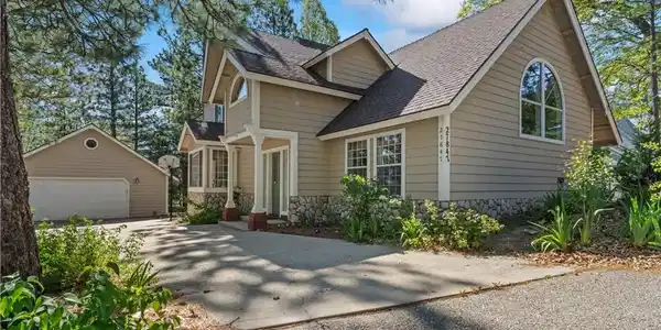27847 St Bernard Lane