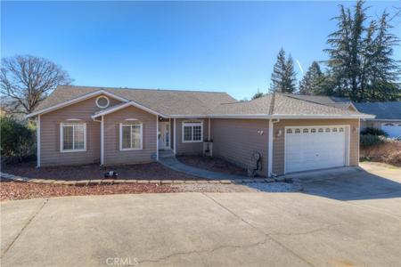 212 Apache Circle