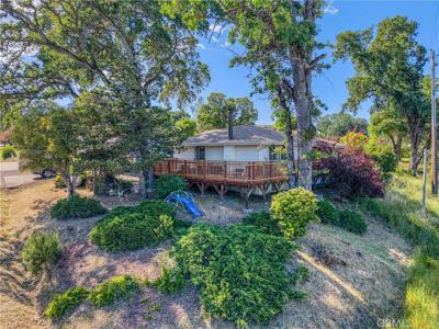 120 Miramonte Avenue