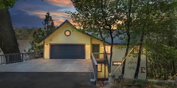 1023 Pintail Circle