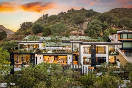 93 Lake Sherwood Drive
